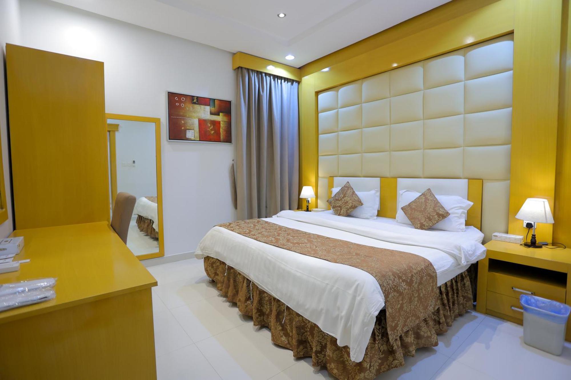 Aparthotel هوستا الملقا Riad Exterior foto