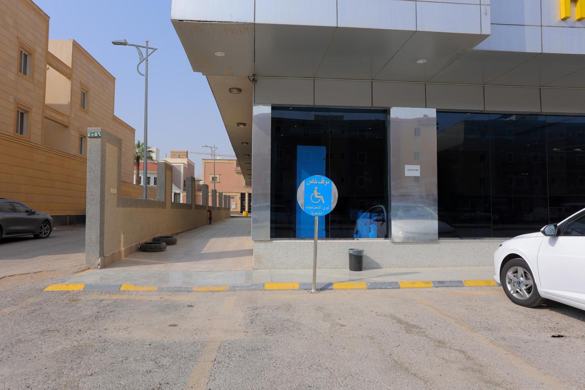 Aparthotel هوستا الملقا Riad Exterior foto