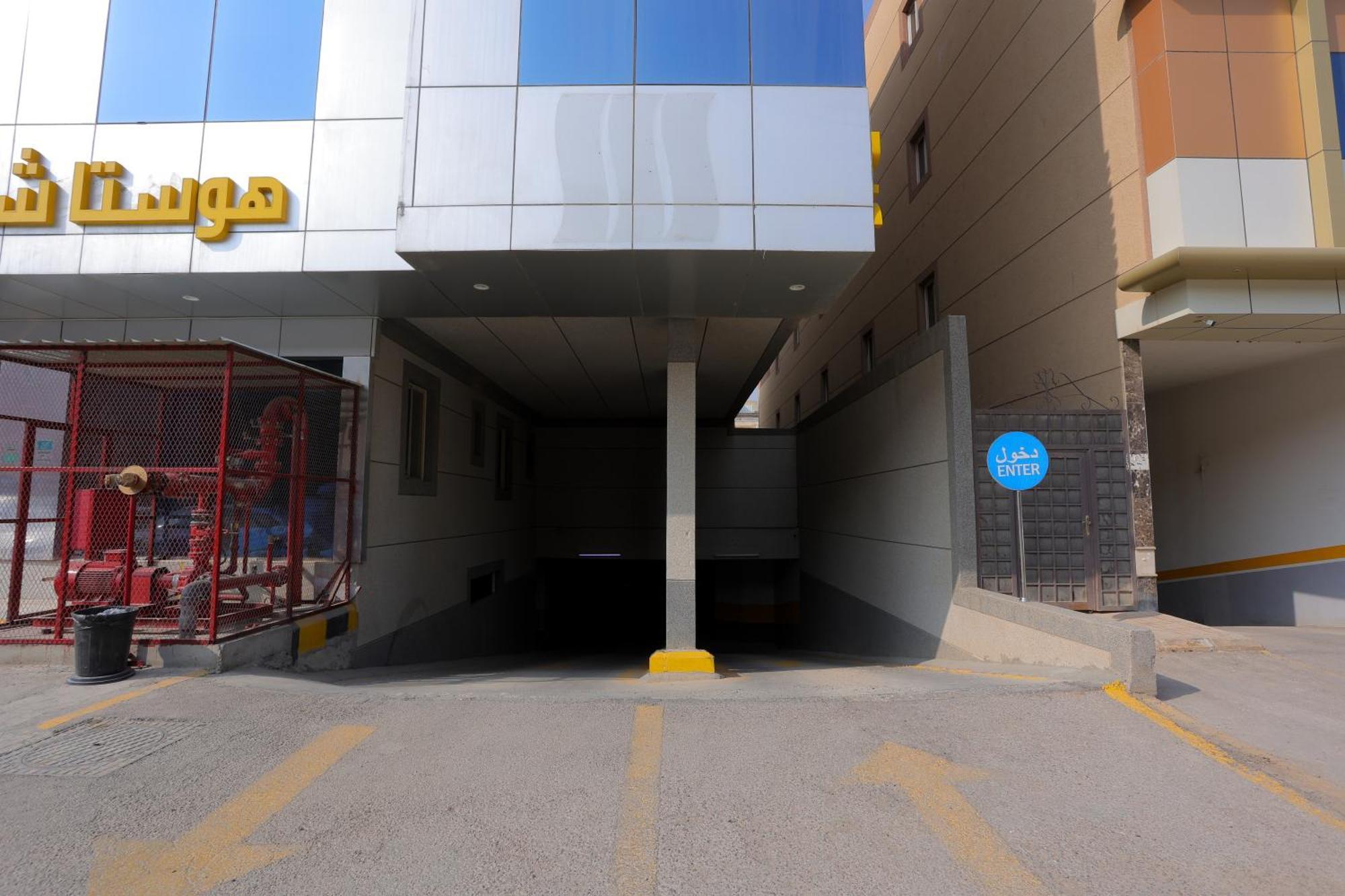 Aparthotel هوستا الملقا Riad Exterior foto