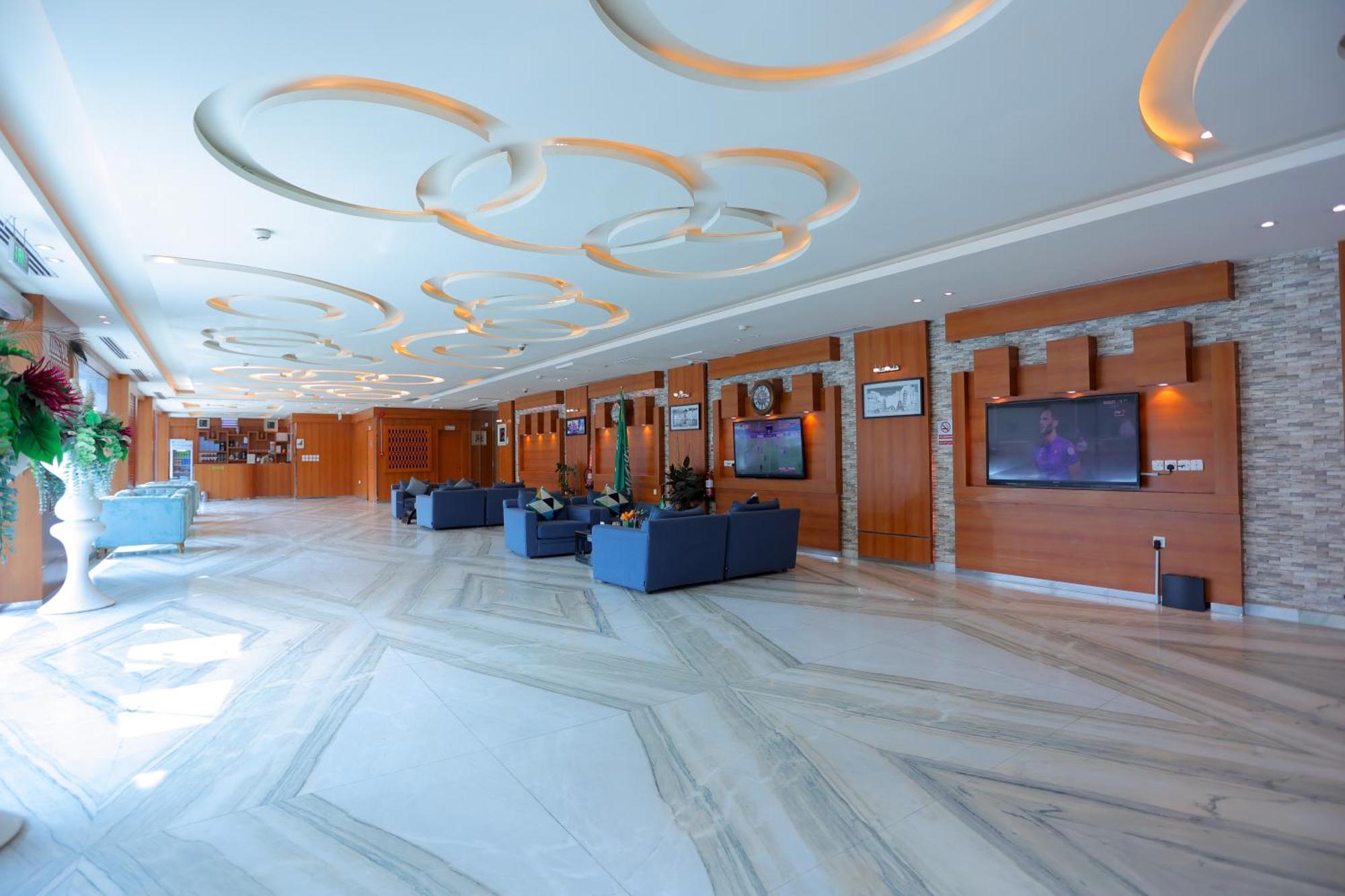 Aparthotel هوستا الملقا Riad Exterior foto