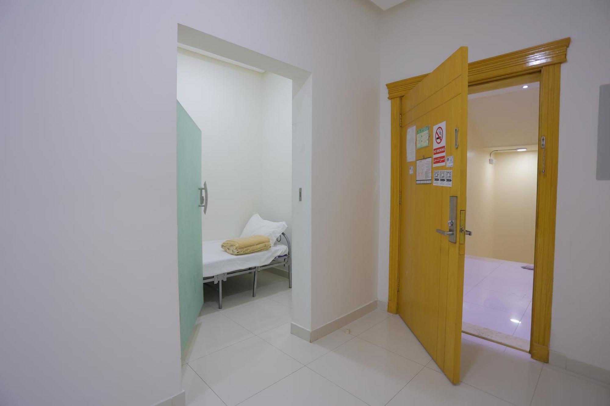 Aparthotel هوستا الملقا Riad Exterior foto