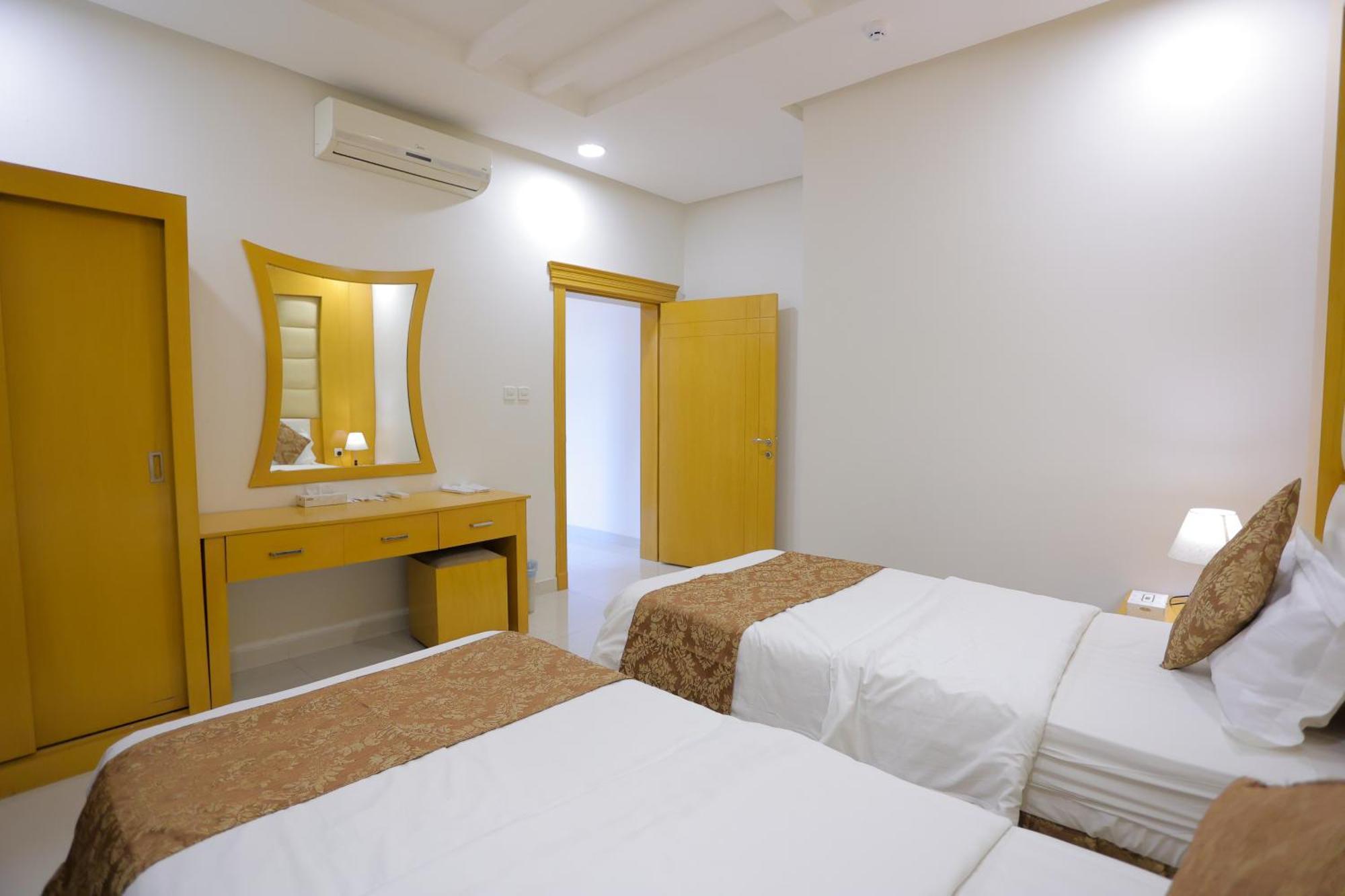 Aparthotel هوستا الملقا Riad Exterior foto
